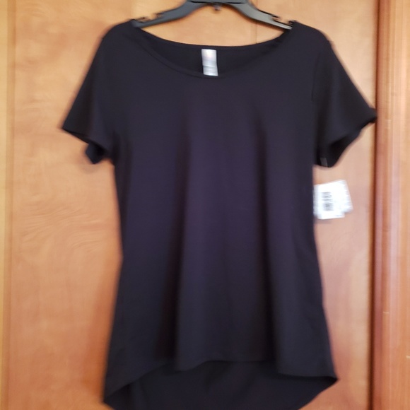 LuLaRoe Tops - Lularoe Classic